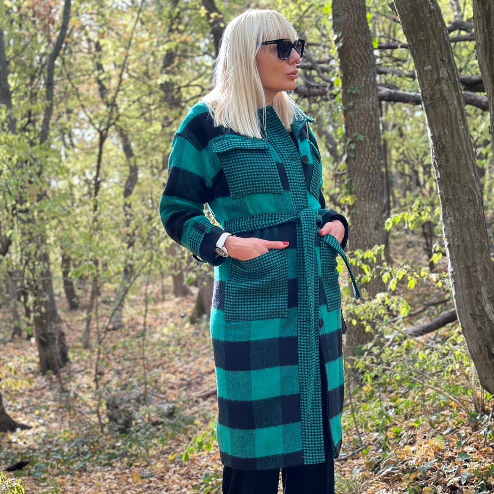 Дълго дамско палто в зелено и черно AGGATA