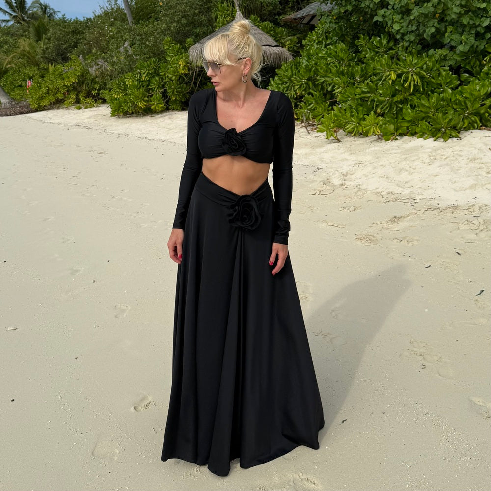 Дълга черна дамска пола, с цепка AGGATA