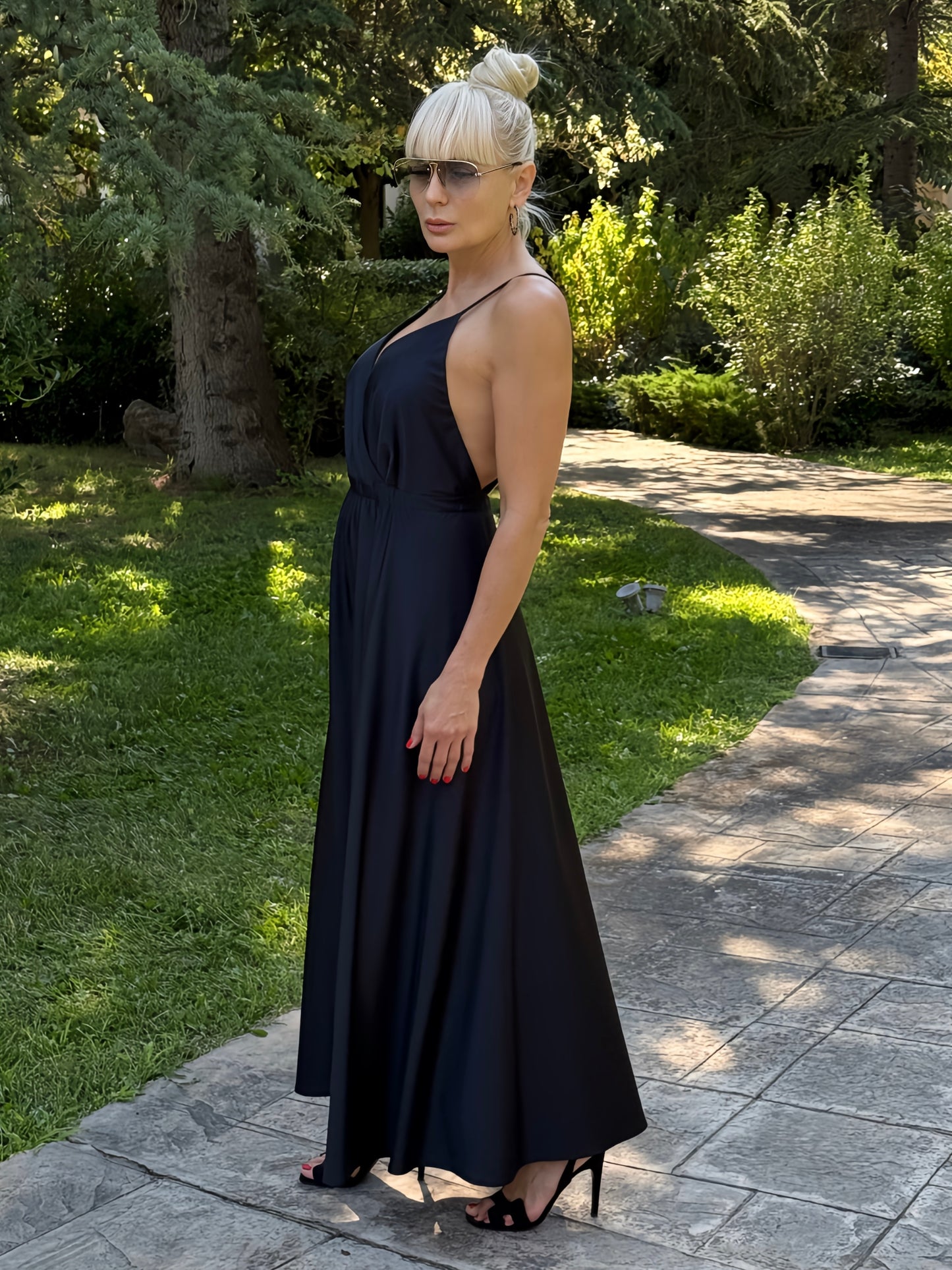 Черна дамска дълга рокля AGGATA